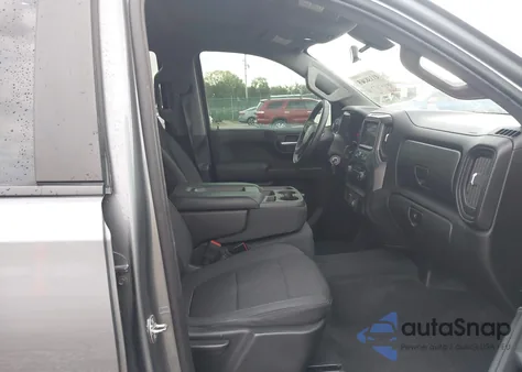 2020 Chevrolet Silverado 1500 4Wd Short Bed Custom z USA, uszkodzony, nr VIN 1GCUYBEF5LZ143559